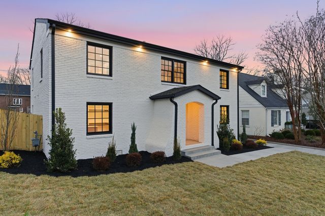 206 Cherokee Rd, Nashville, TN 37205