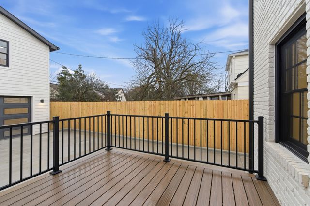 206 Cherokee Rd, Nashville, TN 37205