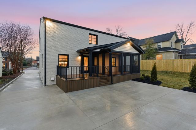 206 Cherokee Rd, Nashville, TN 37205