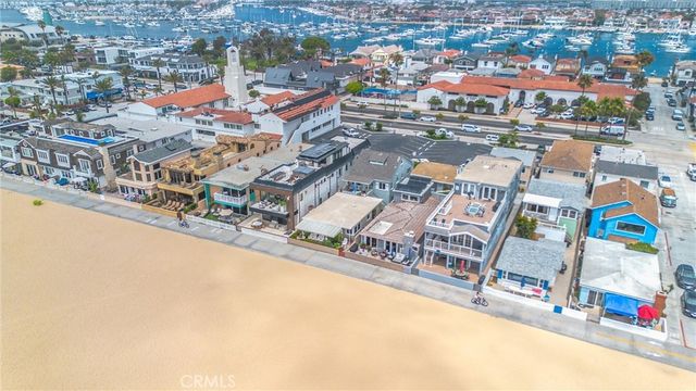 1408 W Oceanfront, Newport Beach, CA 92661