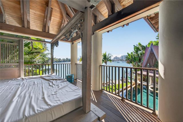 14 W San Marino Drive, Miami Beach, FL 33139