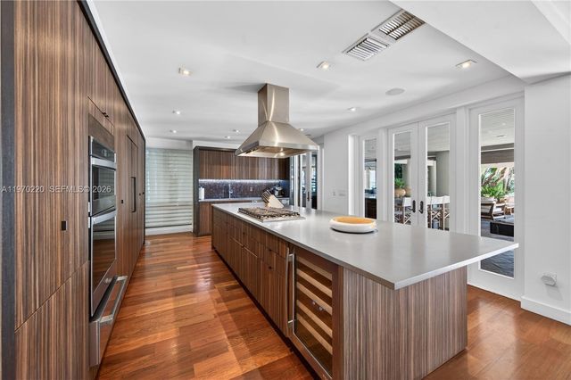 14 W San Marino Drive, Miami Beach, FL 33139