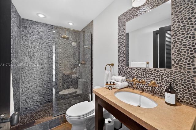14 W San Marino Drive, Miami Beach, FL 33139