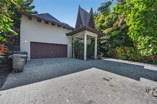 14 W San Marino Drive, Miami Beach, FL 33139