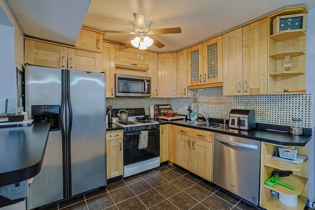 631 Derry Court 3C, Schaumburg, IL 60193