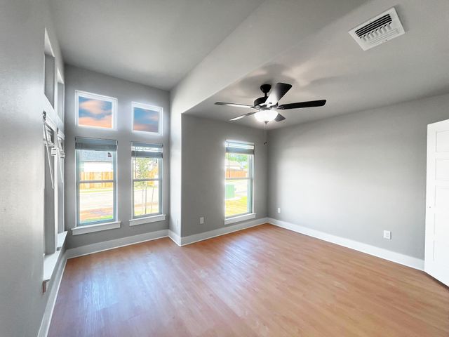 512 Courtney Drive, Sherman, TX 75092