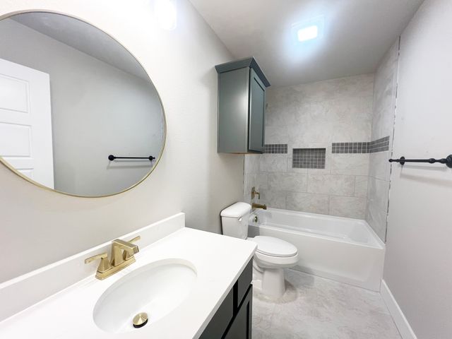 512 Courtney Drive, Sherman, TX 75092