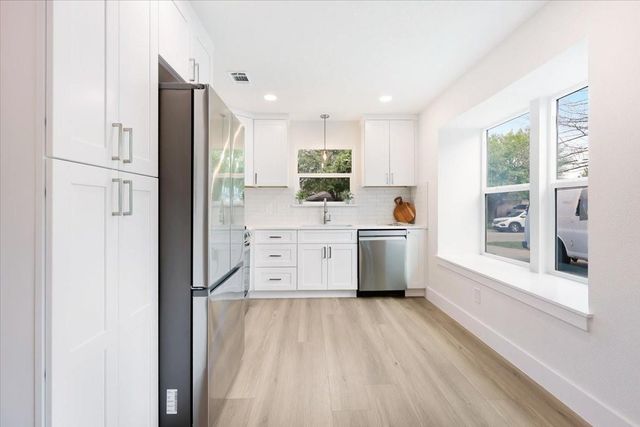 5156 Beaverhollow Drive, Houston, TX 77084