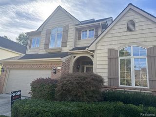 5717 Villa France Avenue, Ann Arbor, MI 48103