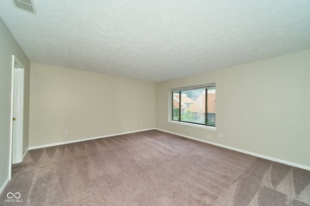 2512 Hideaway North Drive, Indianapolis, IN 46268