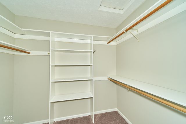 2512 Hideaway North Drive, Indianapolis, IN 46268