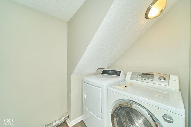 2512 Hideaway North Drive, Indianapolis, IN 46268