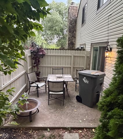 2512 Hideaway North Drive, Indianapolis, IN 46268