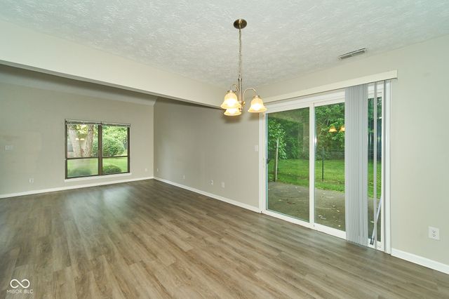 2512 Hideaway North Drive, Indianapolis, IN 46268