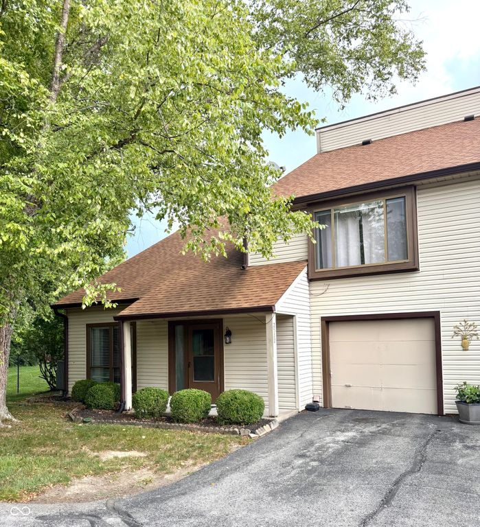 2512 Hideaway North Drive, Indianapolis, IN 46268