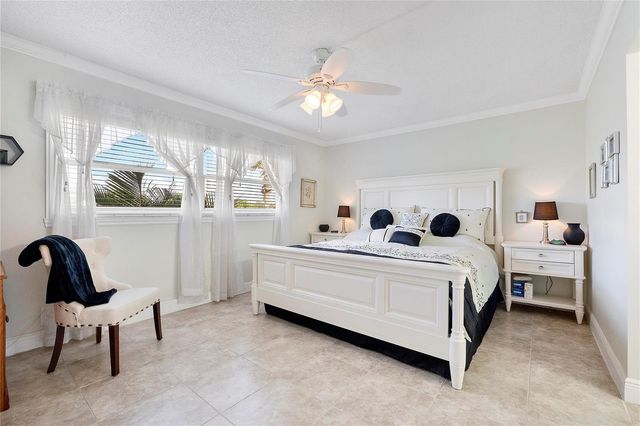7807 Golf Circle Drive 211, Margate, FL 33063