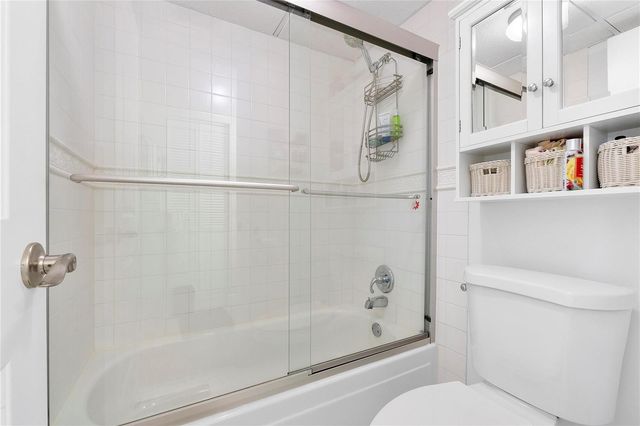 7807 Golf Circle Drive 211, Margate, FL 33063