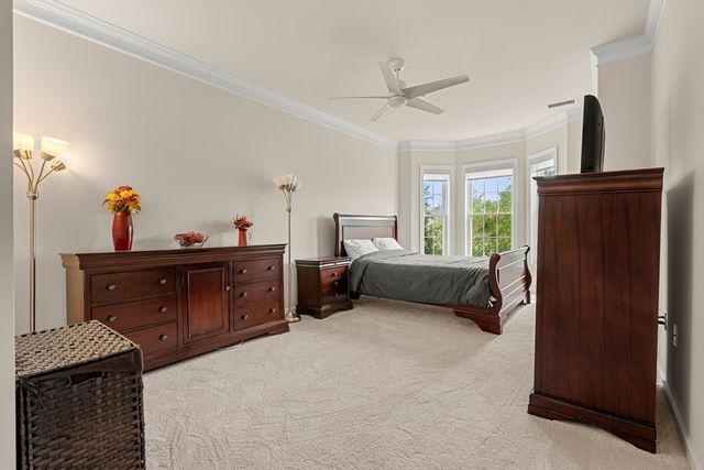204 Clocktower Drive 311, Waltham, MA 02452