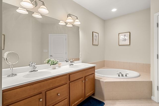 204 Clocktower Drive 311, Waltham, MA 02452
