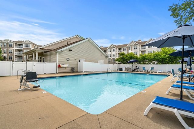 204 Clocktower Drive 311, Waltham, MA 02452