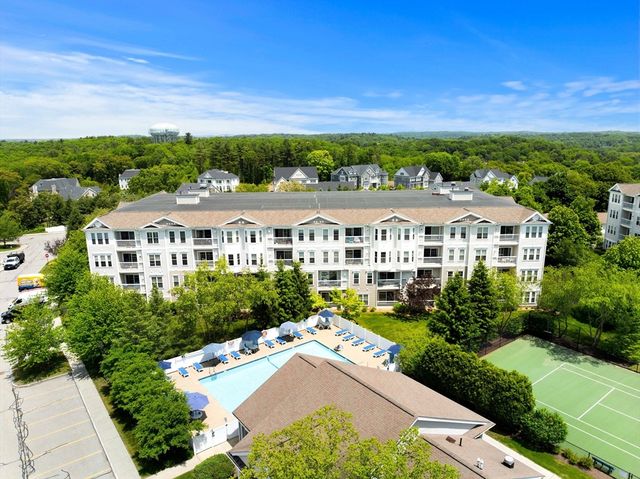 204 Clocktower Drive 311, Waltham, MA 02452