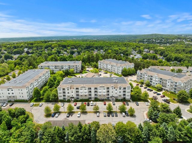204 Clocktower Drive 311, Waltham, MA 02452