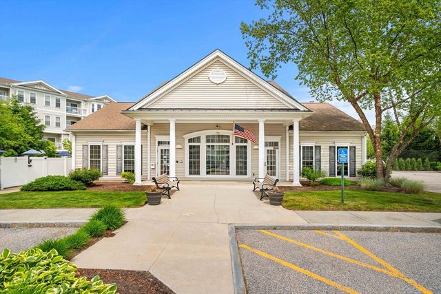 204 Clocktower Drive 311, Waltham, MA 02452