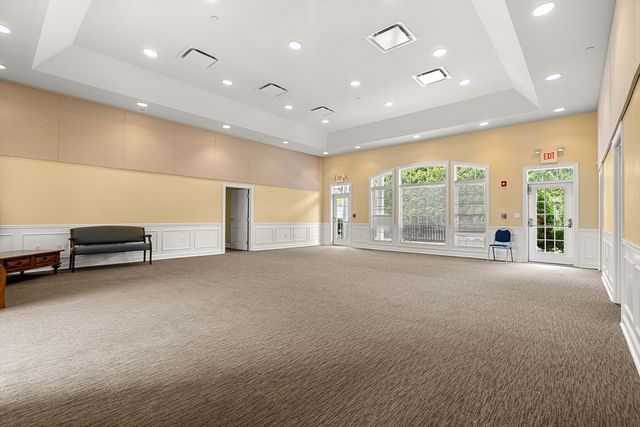 204 Clocktower Drive 311, Waltham, MA 02452