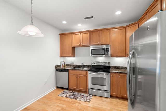 204 Clocktower Drive 311, Waltham, MA 02452