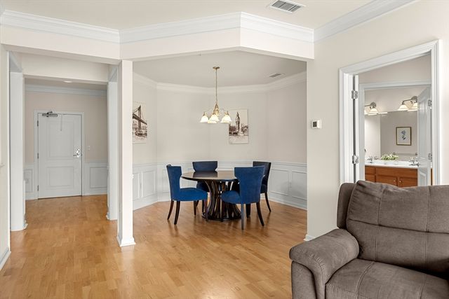 204 Clocktower Drive 311, Waltham, MA 02452