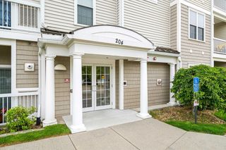 204 Clocktower Drive 311, Waltham, MA 02452
