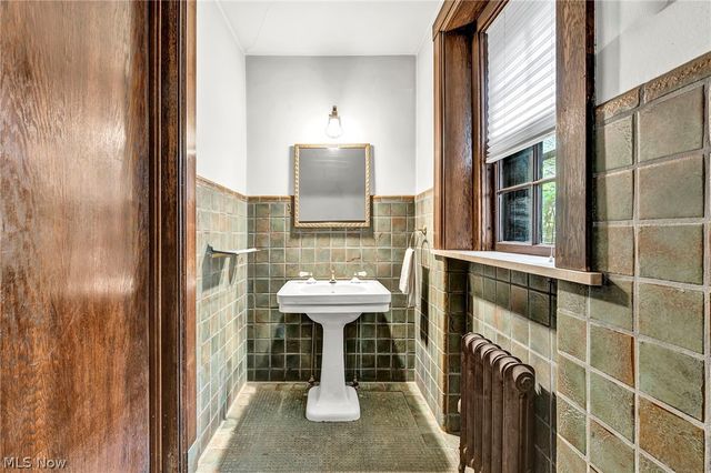 16310 S Woodland Road, Shaker Heights, OH 44120