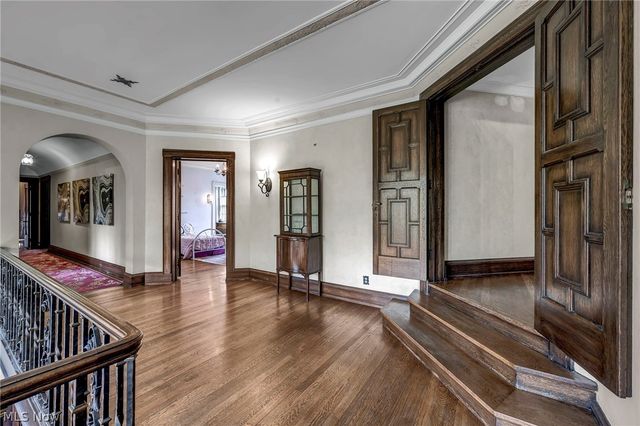 16310 S Woodland Road, Shaker Heights, OH 44120