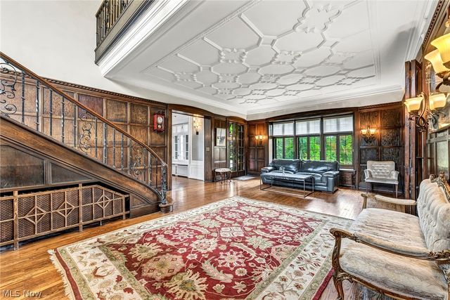 16310 S Woodland Road, Shaker Heights, OH 44120