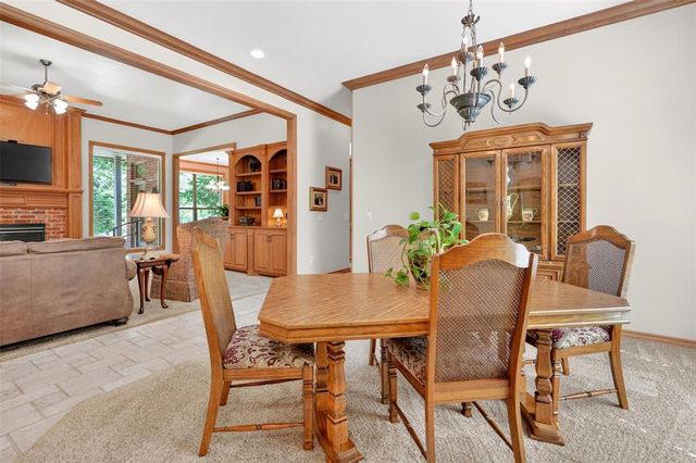 7400 Oakwood Creek Road, Edmond, OK 73034