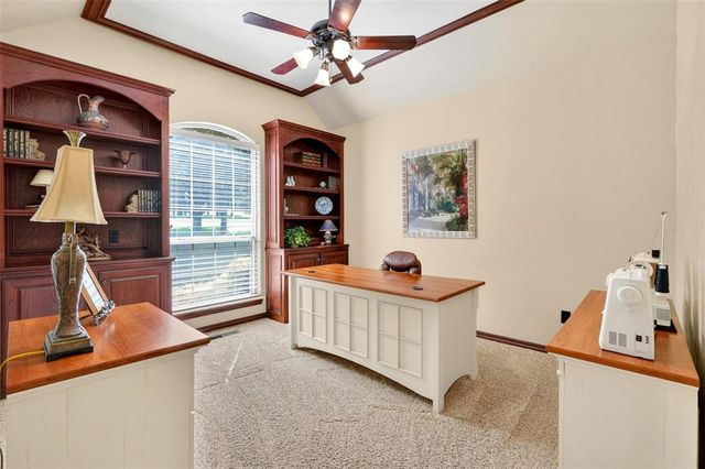 7400 Oakwood Creek Road, Edmond, OK 73034