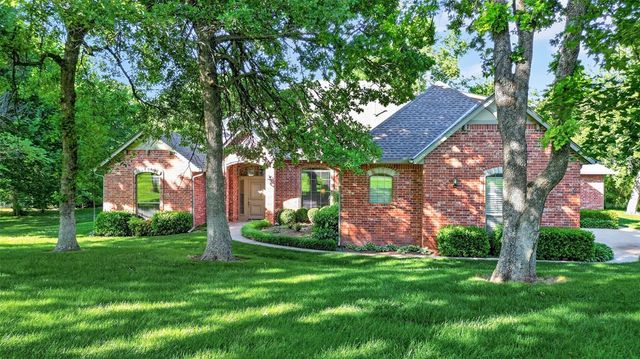 7400 Oakwood Creek Road, Edmond, OK 73034