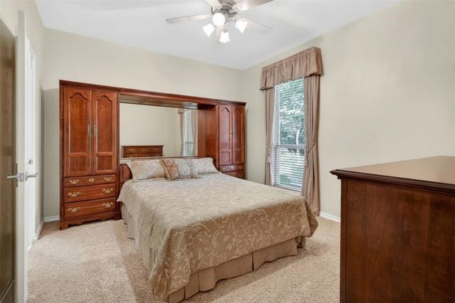 7400 Oakwood Creek Road, Edmond, OK 73034
