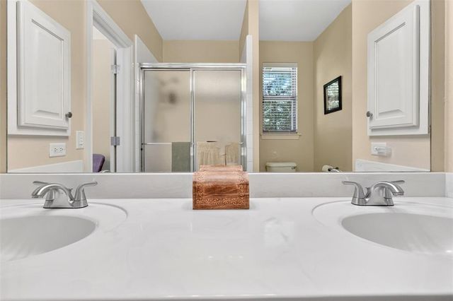 7400 Oakwood Creek Road, Edmond, OK 73034