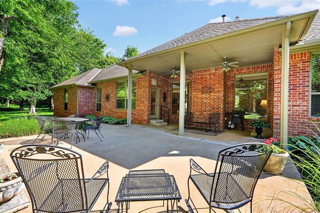 7400 Oakwood Creek Road, Edmond, OK 73034