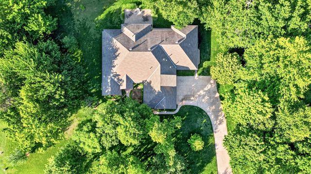 7400 Oakwood Creek Road, Edmond, OK 73034