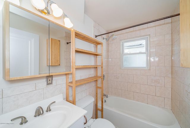 2011 Woodbourne Ave 2, Louisville, KY 40205