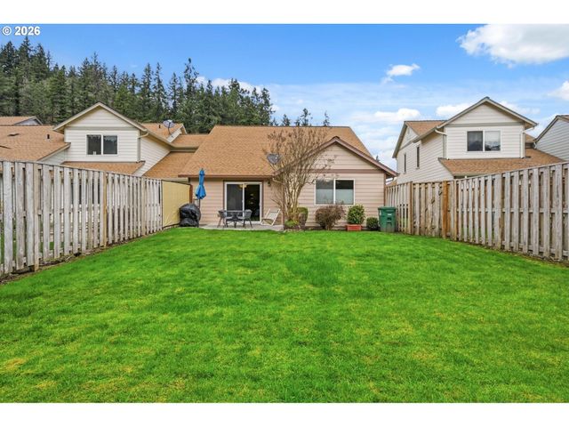 420 WALNUT Way, Silverton, OR 97381