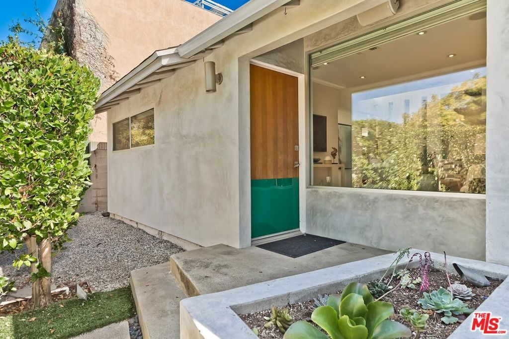 674 San Juan Avenue, Venice, CA 90291 — photo 4