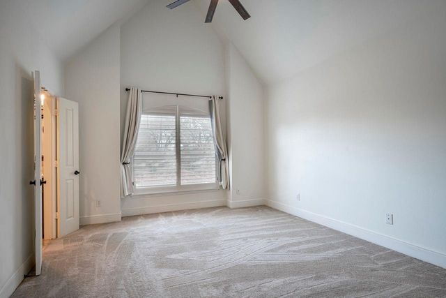 4144 Towne Green Circle, Addison, TX 75001