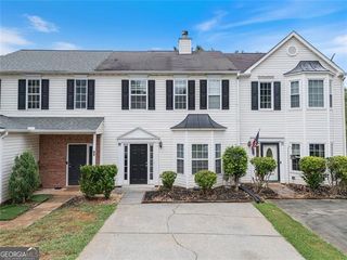 32 Hampton Drive, Cartersville, GA 30121