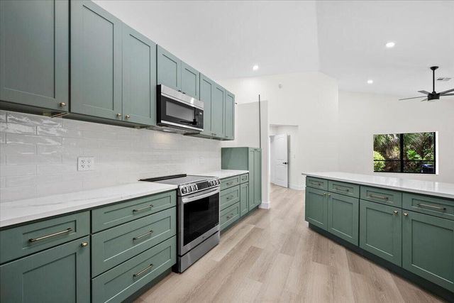 15133 87th Trail, Palm Beach Gardens, FL 33418