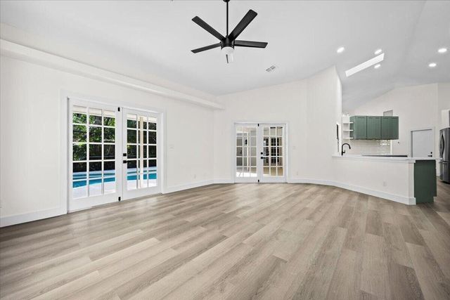 15133 87th Trail, Palm Beach Gardens, FL 33418