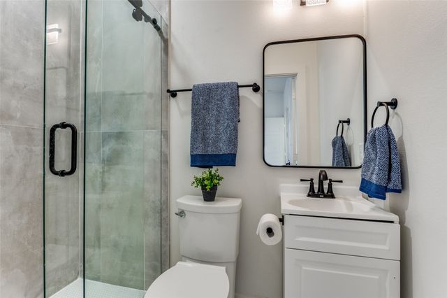 1409 Doyle Avenue, Dallas, TX 75203