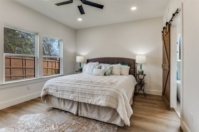 1409 Doyle Avenue, Dallas, TX 75203